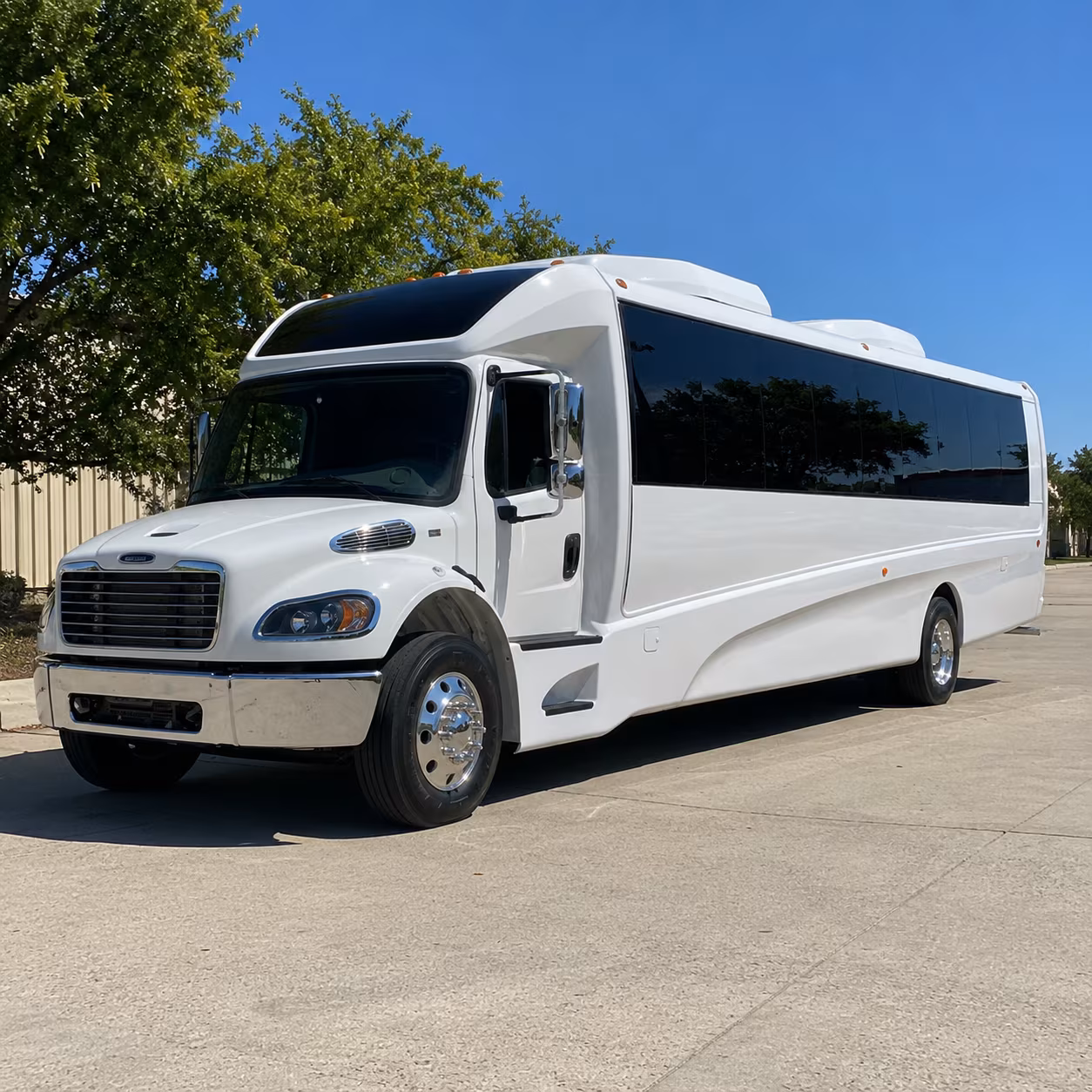 hanford 15 passenger minibus