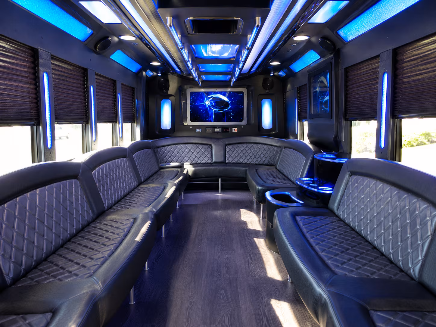 hanford 28 passenger party bus inside