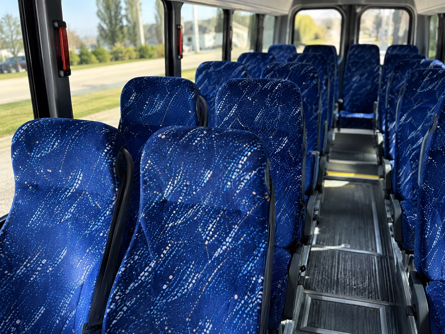 rent a minibus in hanford for the perfect prom group ride